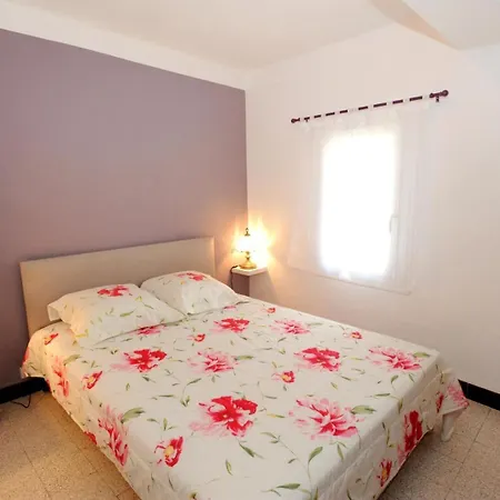 La Maison De Nini Nyaraló *