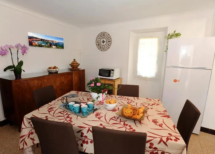 La Maison De Nini بيت للعطل Rodes