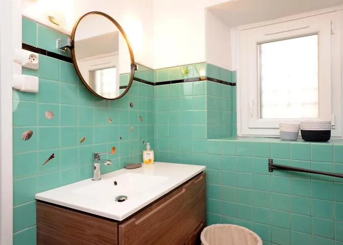 La Maison De Nini بيت للعطل